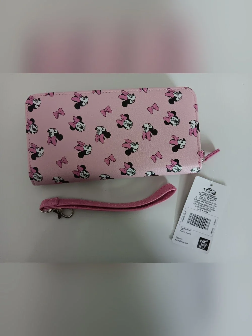 Disney Minnie Mouse Pink Patterned Zip Around Wristlet Wallet